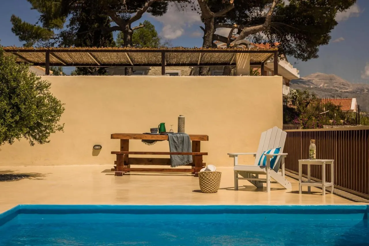 Akrolithos Villas Kouvalata